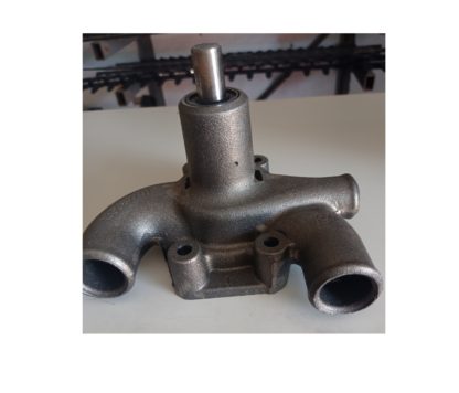 12073 POMPA MACQUA MADE IN ITALY SENZA PULEGGIA PER  MOTORI 3 CILINDRI PERKINS LANDINI MASSEY FERGUSON OEM U5MW0023 U5MW0097