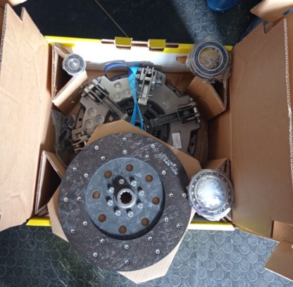 16037 KIT COMPLETO FRIZIONE LANDINI CON MECCANISMO  A 6 LEVE DISCO PTO E CUSCINETTI PIATTO Ø 280 mm 628052210 6623639A1