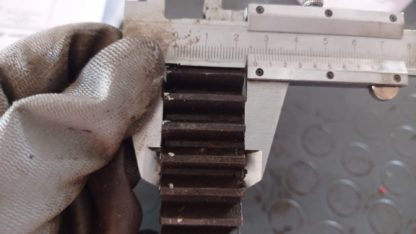 INGRANAGGIO CAMBIO MOTOFALCIATRICE BCS 622 -DENTI 39-GOLE 19 USATO - immagine 3