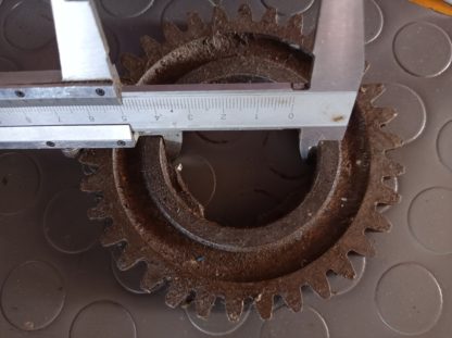 INGRANAGGIO CAMBIO MOTOFALCIATRICE BCS 622 34 DENTI USATO - immagine 3