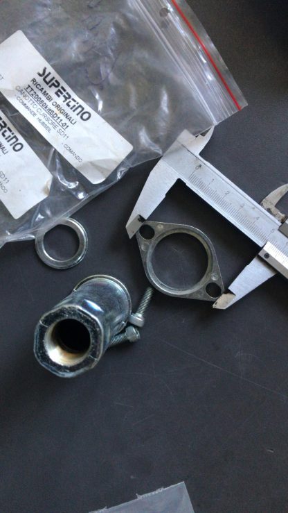 KIT ATTACCO DISTRIBUTORE SD11 ROTOPRESSE SUPERTINO TIPI VECCHI INTERASSE FLANGIA 43 MM - immagine 2