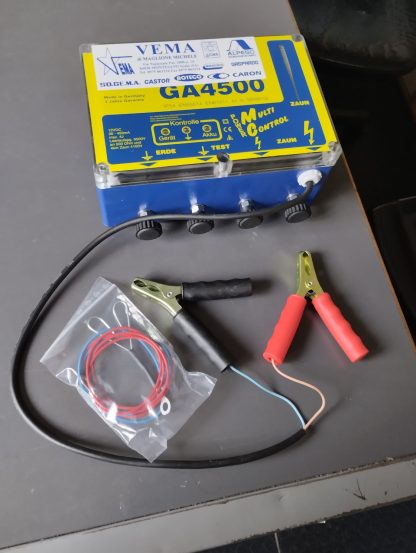 ELETTRIFICATORE PROFESSIONALE  ALIMENTAZIONE A  BATTERIA  12 VOLT  GA4500  580580106 POWER CONTROL  4,5 J LUNGHEZZA RECINTO KM 4,5 - immagine 2
